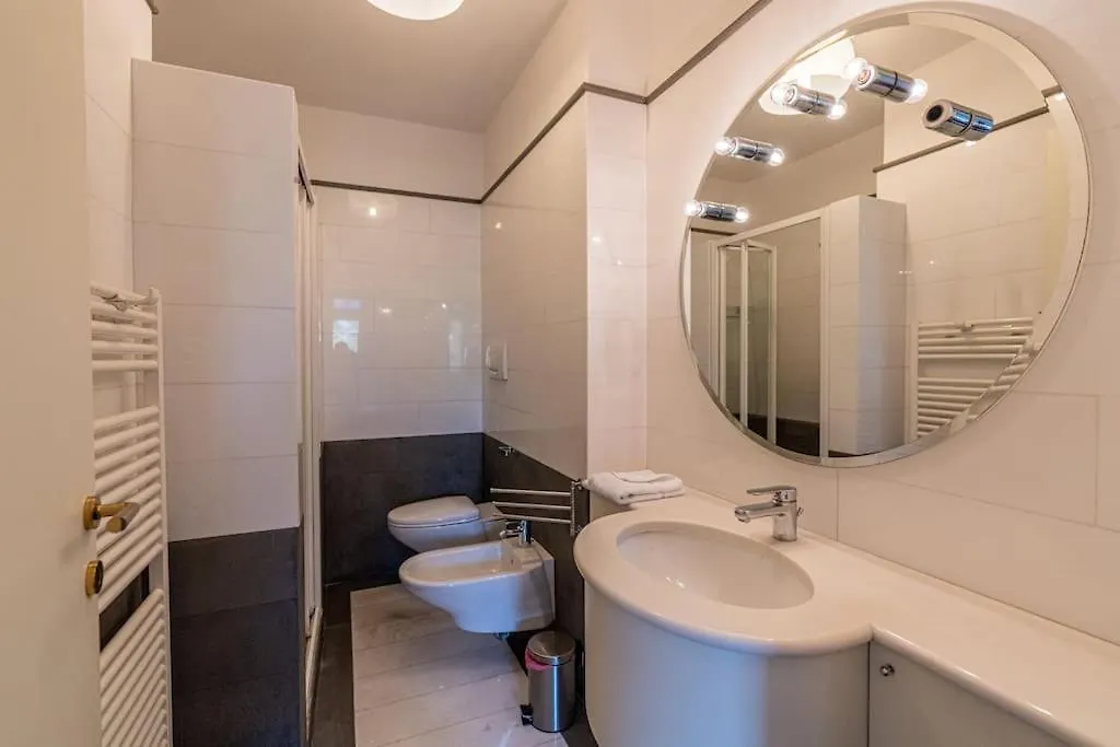 Apartment Domus Verona - Residenza Ponte Pietra