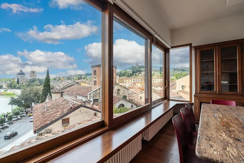 Domus Verona - Residenza Ponte Pietra Italy